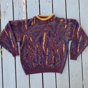 BURGUNDY VINTAGE SWEATER